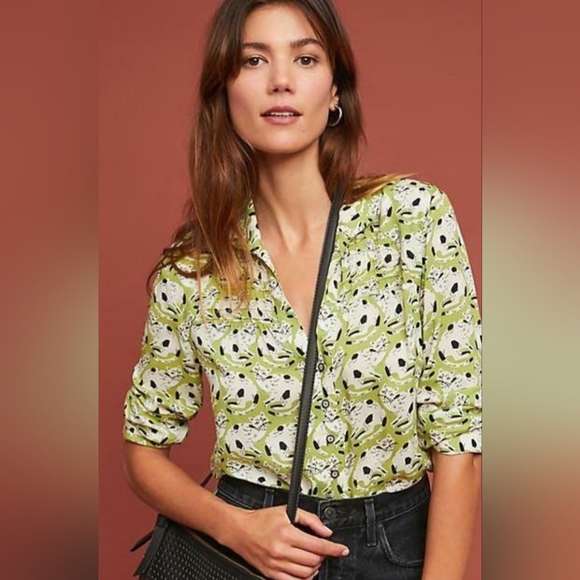 Anthropologie Tops - Anthropologie Green Floral Button Down Shirt